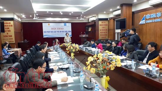 Chủ tịch phường phải chịu trách nhiệm trong vụ bạo hành bé trai 10 tuổi ảnh 1